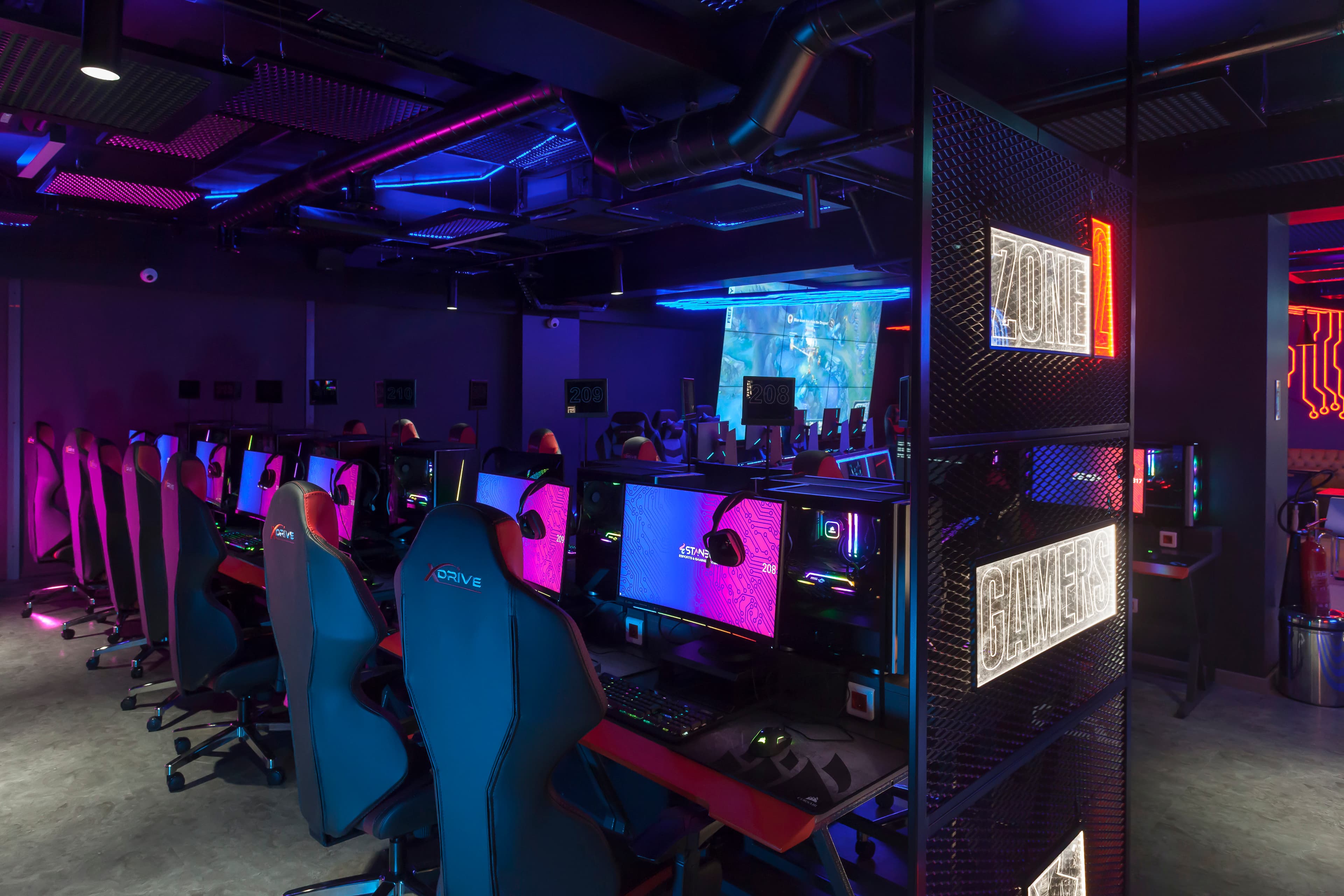 Tournament organization